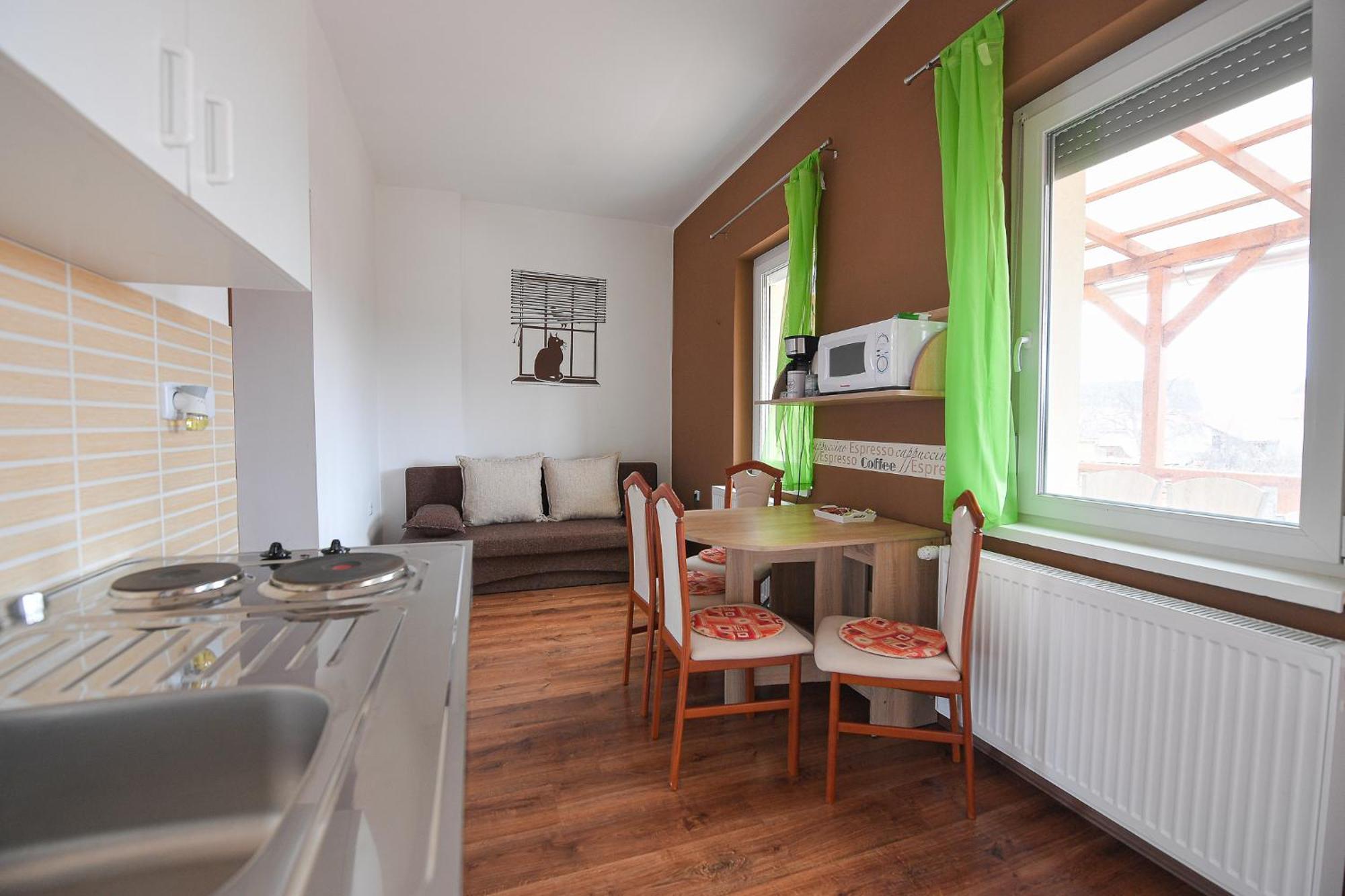 Kokusz Apartmanok Eger Room photo