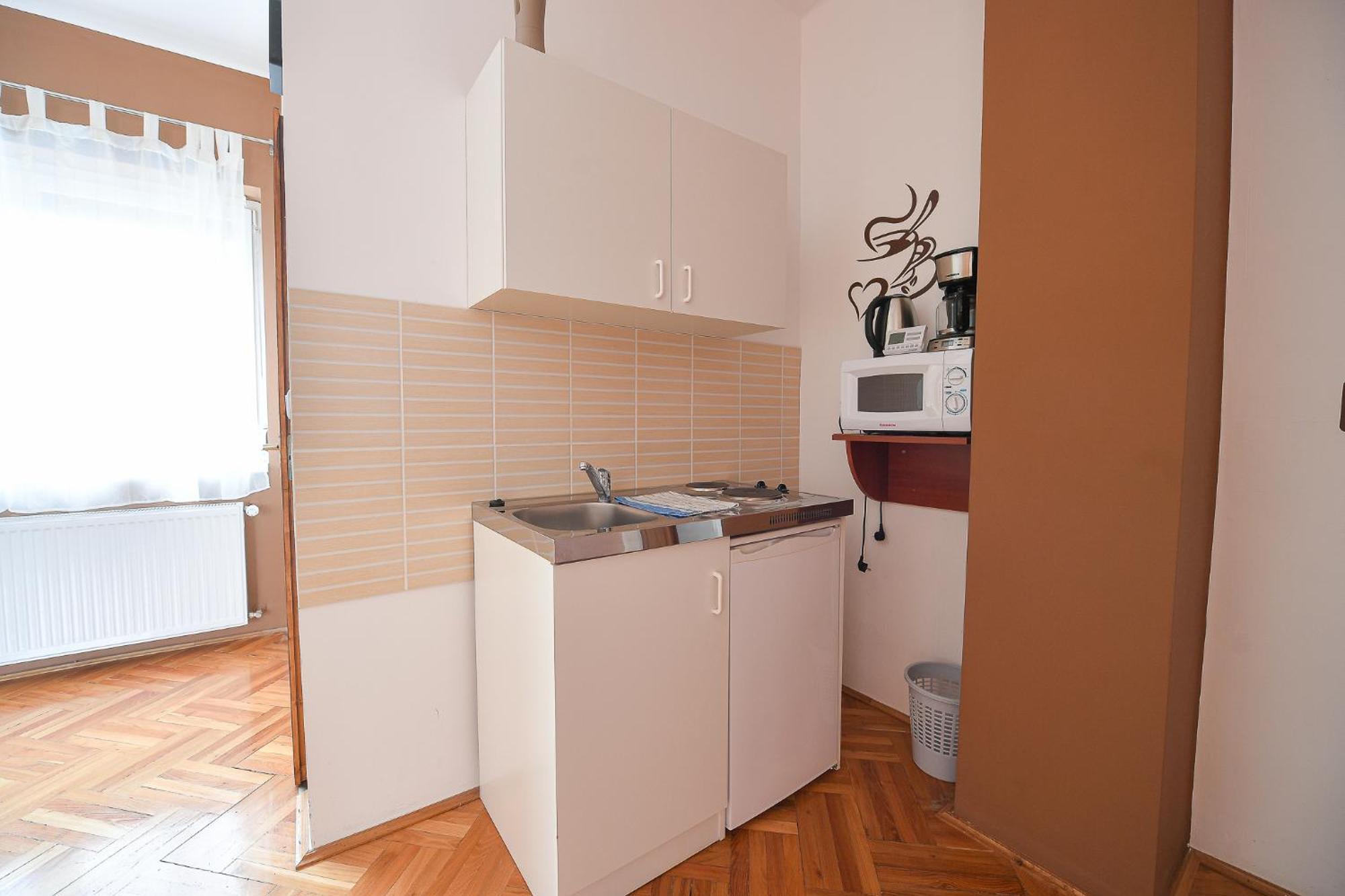 Kokusz Apartmanok Eger Room photo