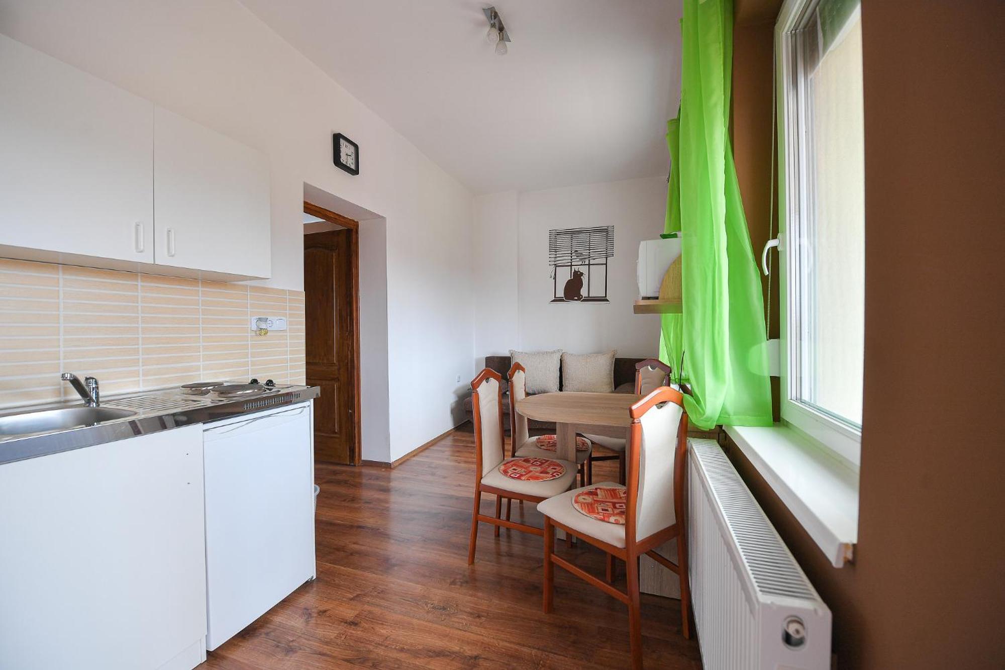 Kokusz Apartmanok Eger Room photo